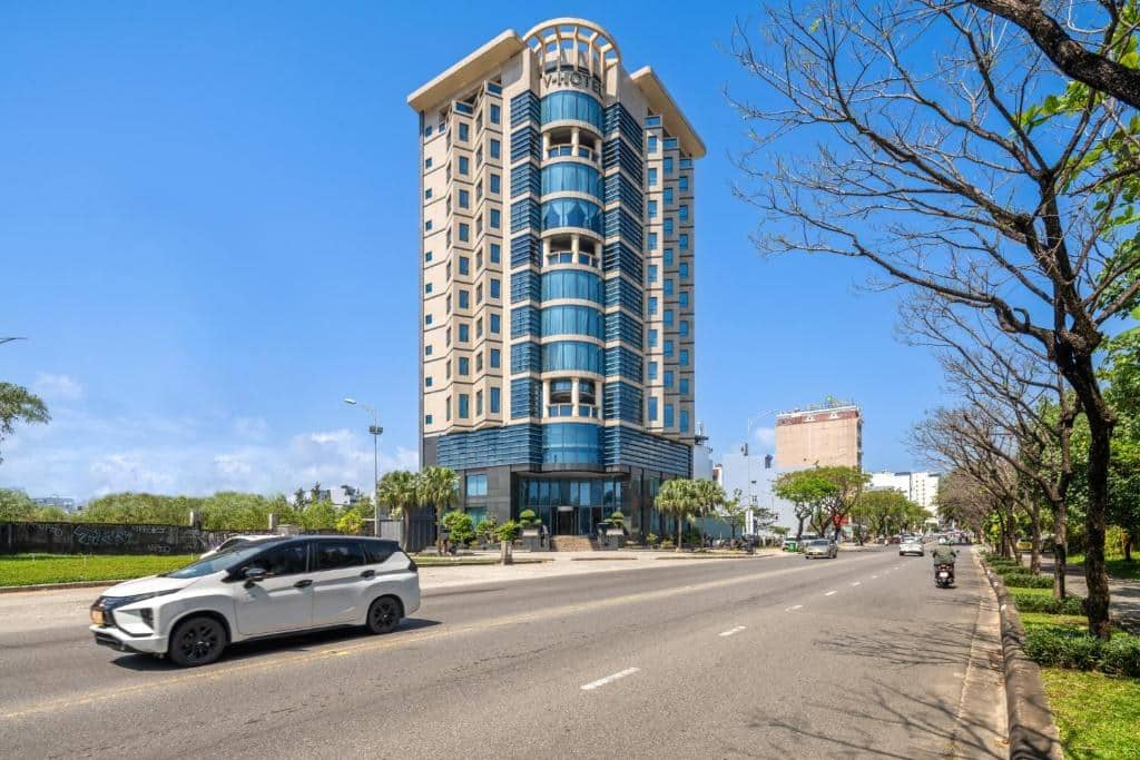V-Hotel