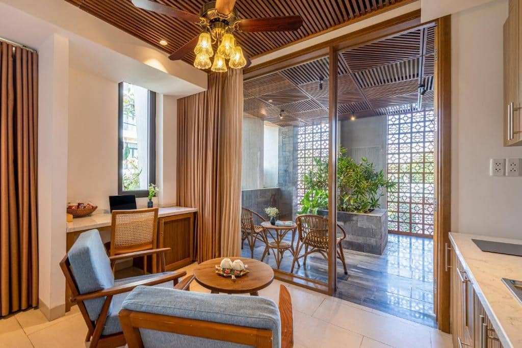 Daisy Boutique Hotel & Apartment